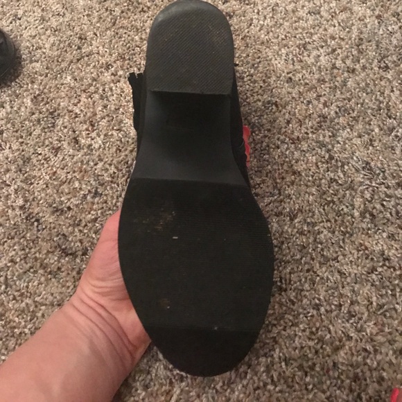 Forever 21 Faux Suede Ankle Boots - Picture 5 of 6